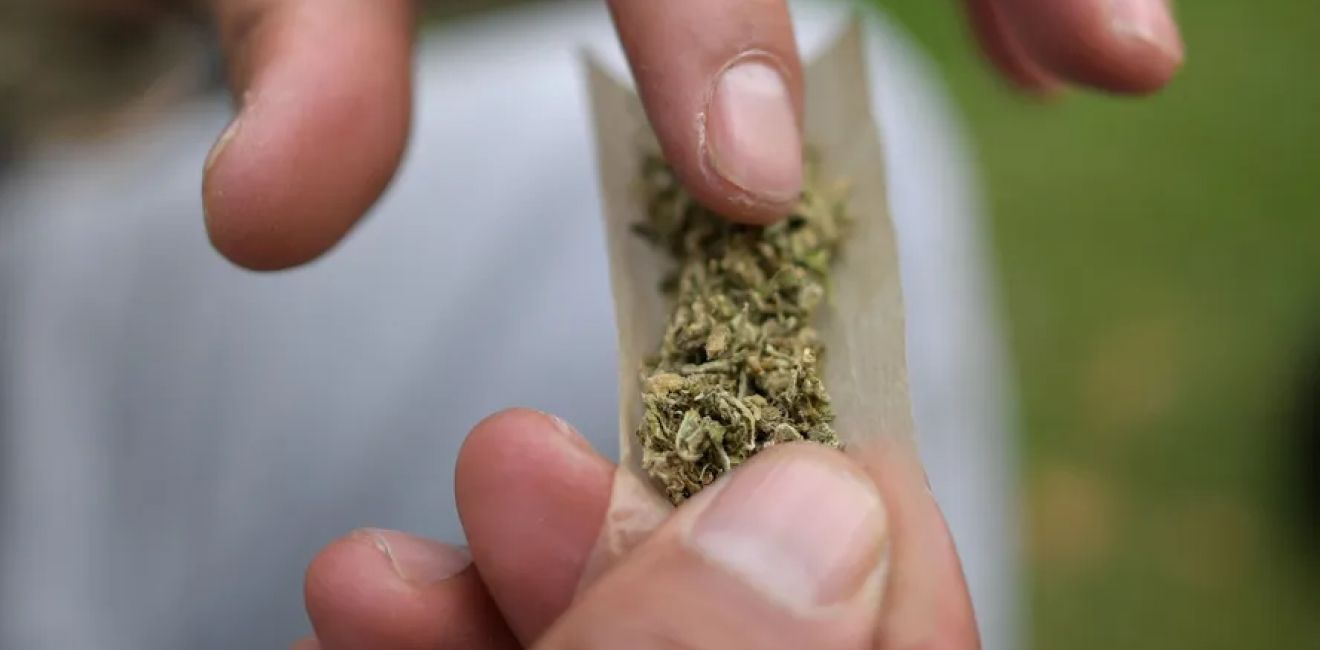 Maconha causa esquizofrenia?