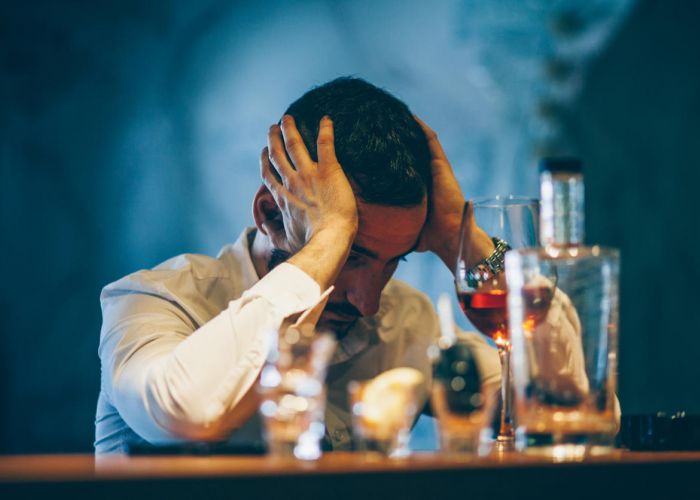 Vício Em Álcool: Existe Uma Saída